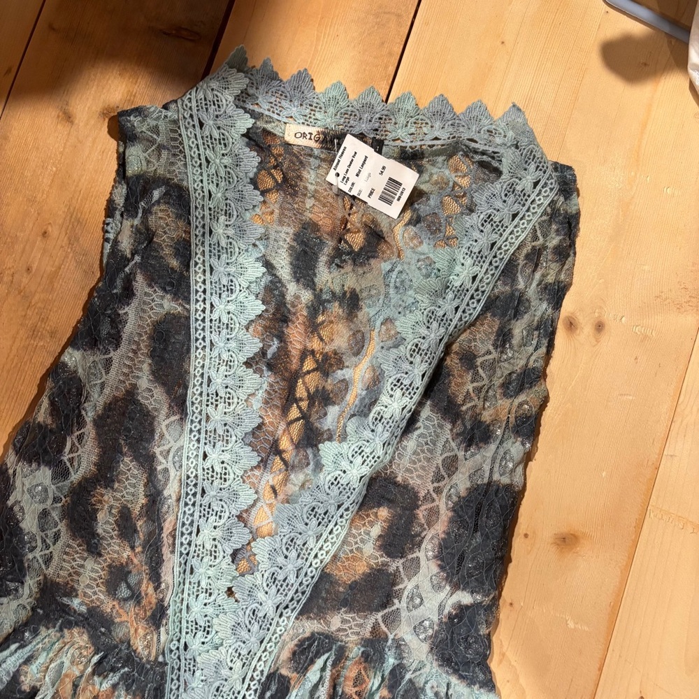 Gorgeous! Origami Leopard Print Sleeveless Tulle Hi-Lo Duster Vest — Price Firm - Picture 8 of 16